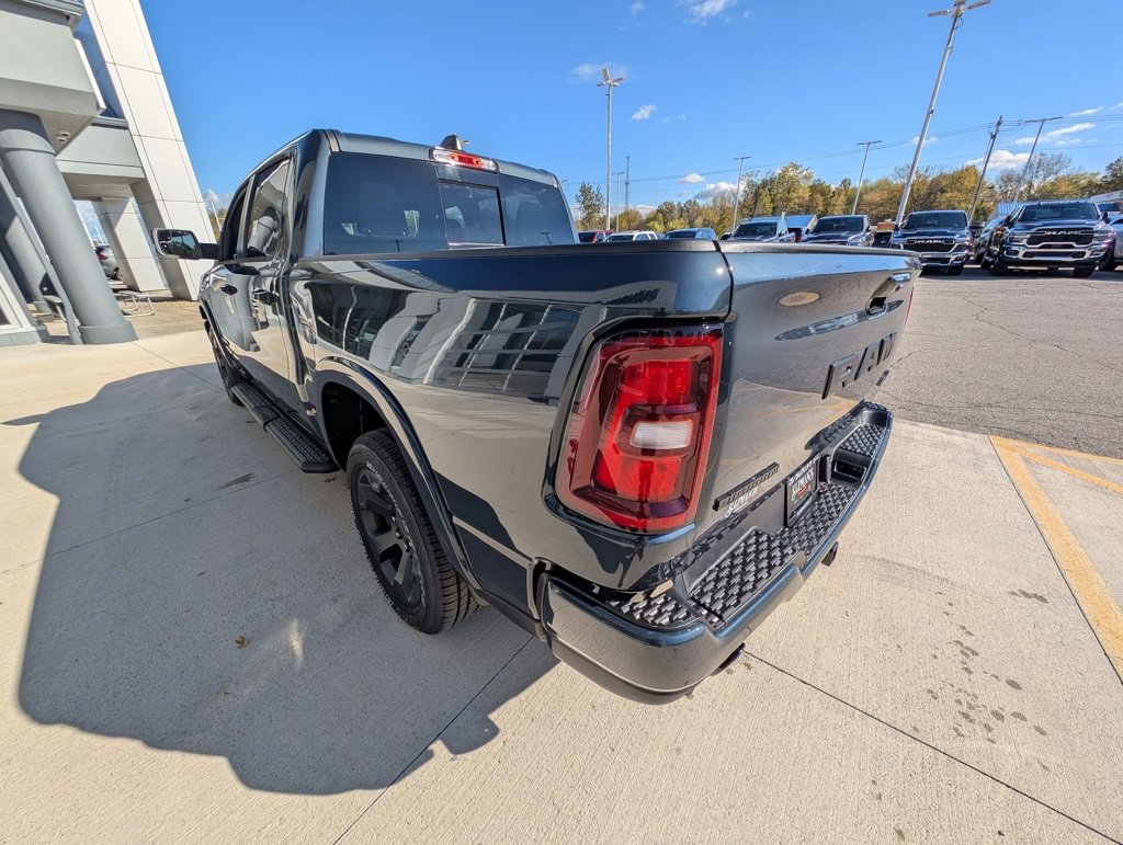 New 2026 RAM 1500 4x4 Crew Cab image 6