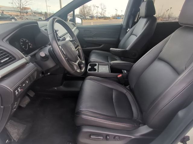 Used 2025 Honda Odyssey Sport-L image 12