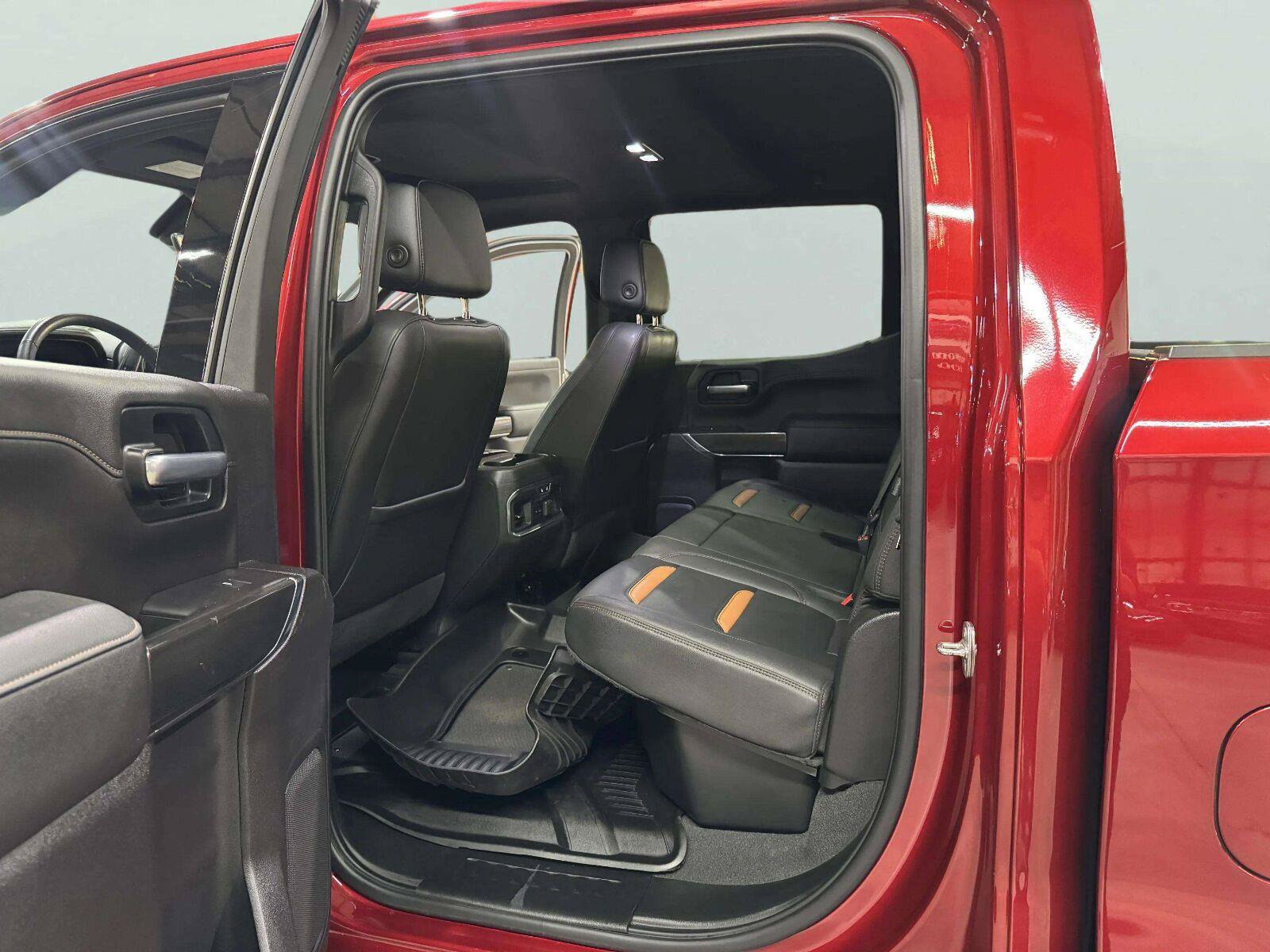 Used 2021 GMC Sierra 1500 AT4 w/ AT4 Premium Package AWD/4WD image 44