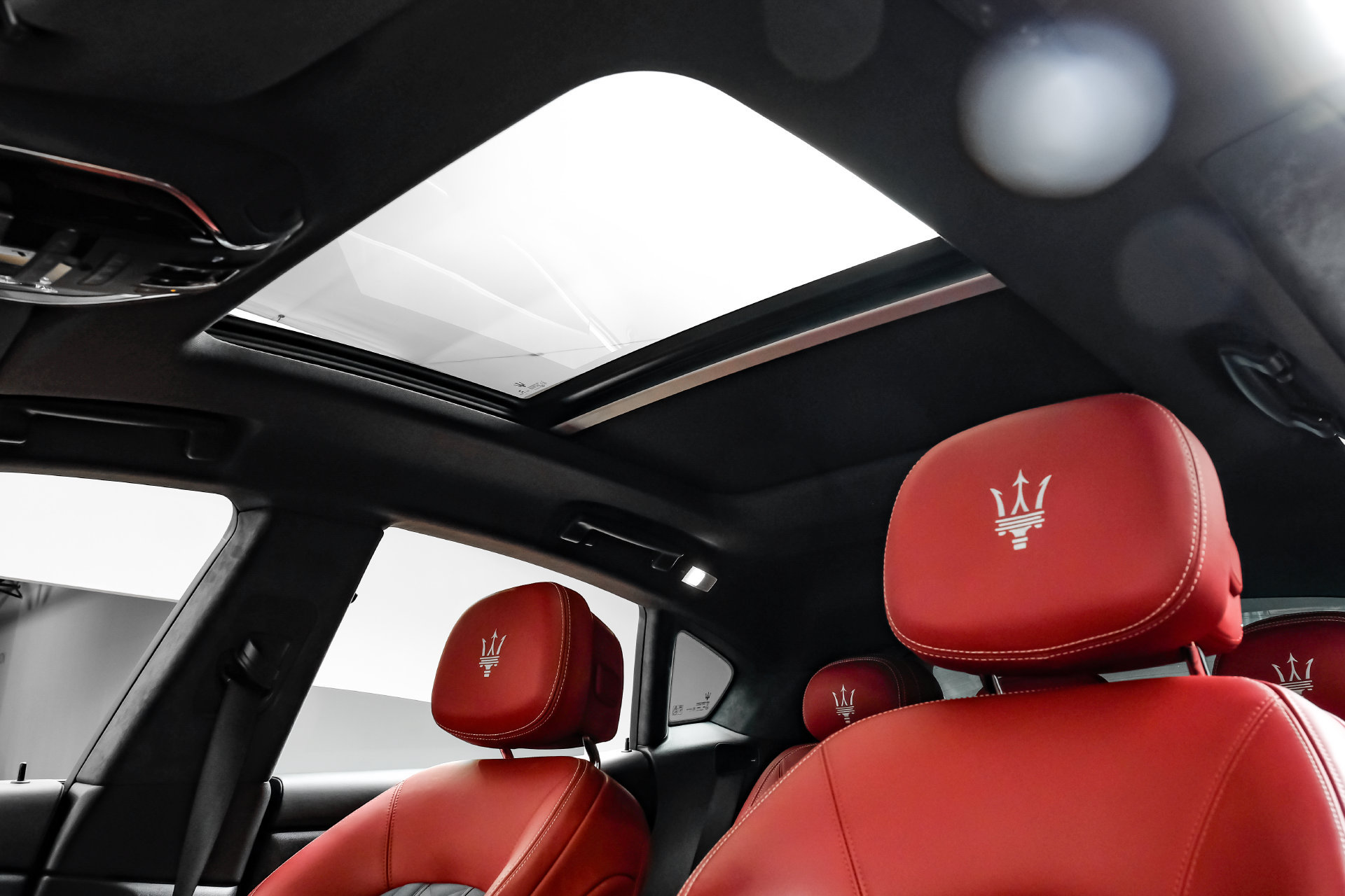 Used 2023 Maserati Levante GT AWD/4WD image 5