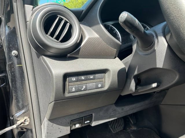 Used 2020 Nissan Kicks S FWD image 17