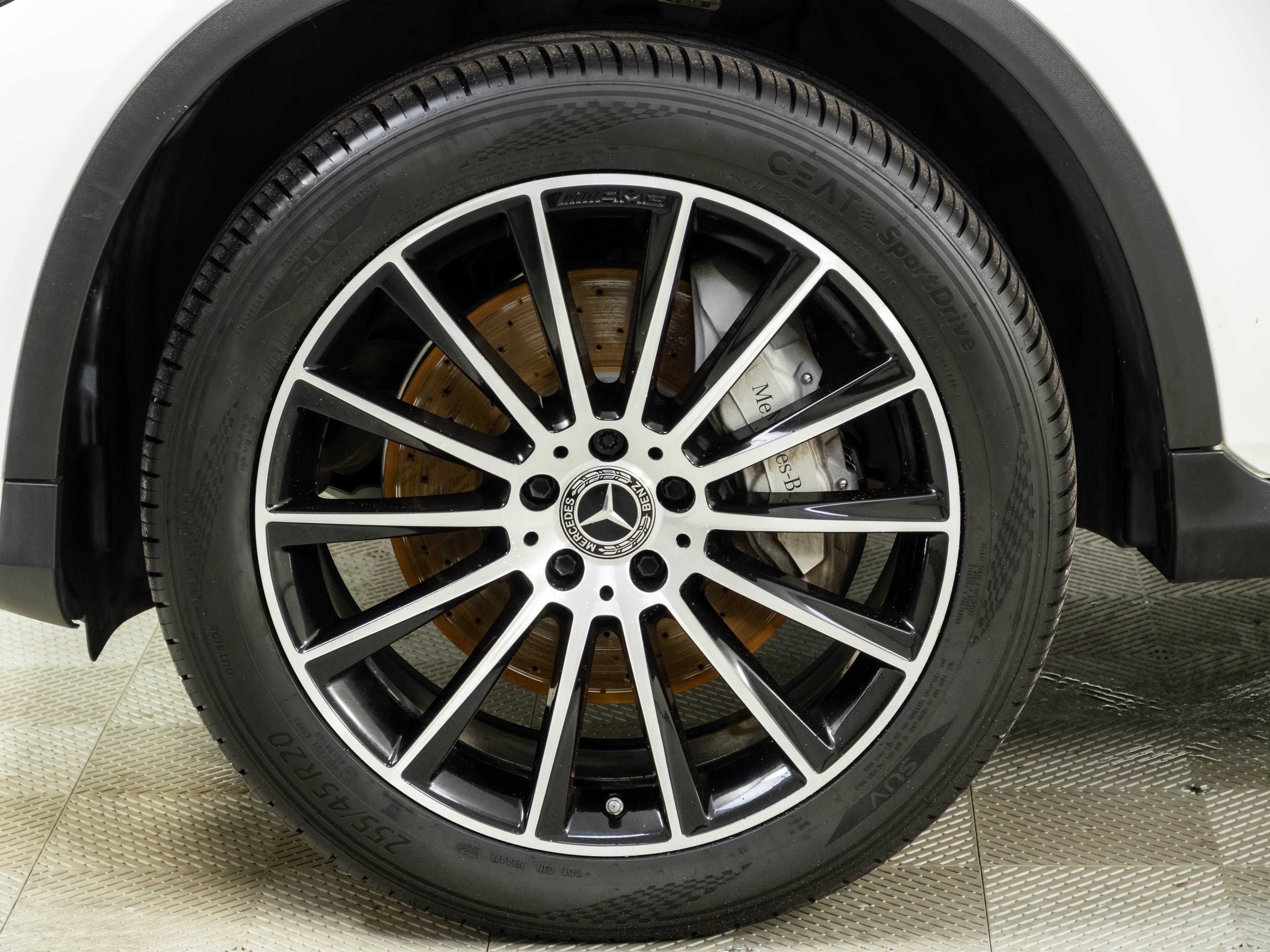 Used 2019 Mercedes-Benz GLC 300 image 36