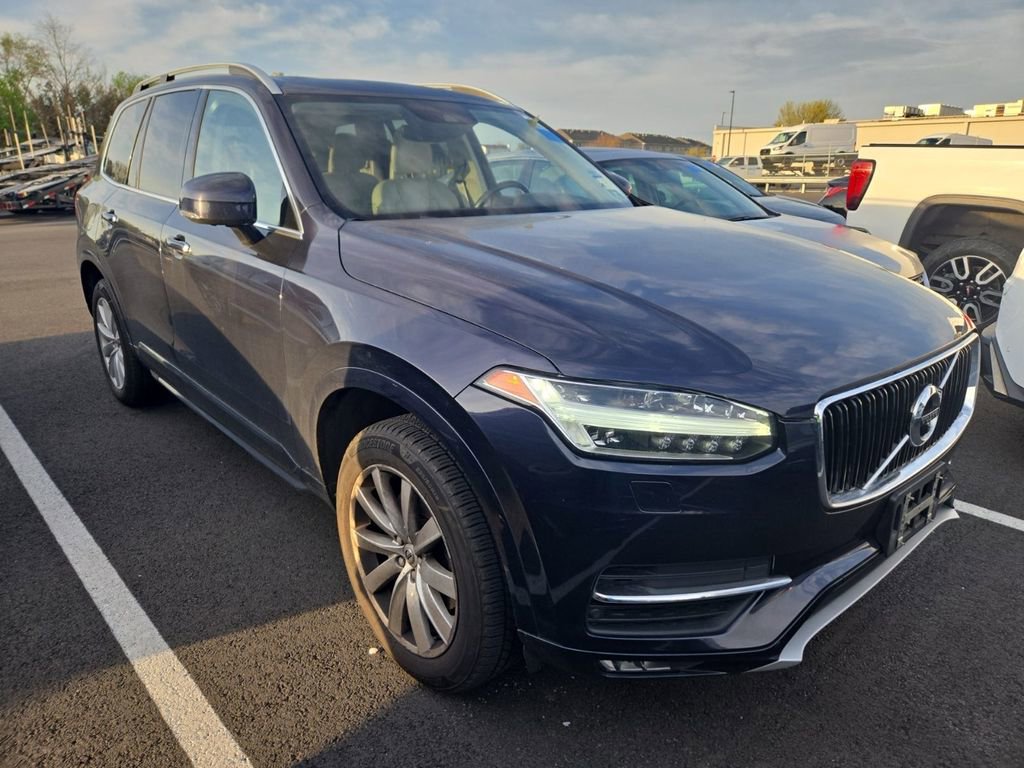 Used 2017 Volvo XC90 T6 Momentum w/ Vision Package image 1