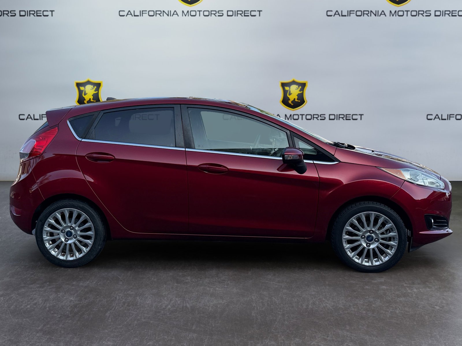 Used 2014 Ford Fiesta Titanium image 6