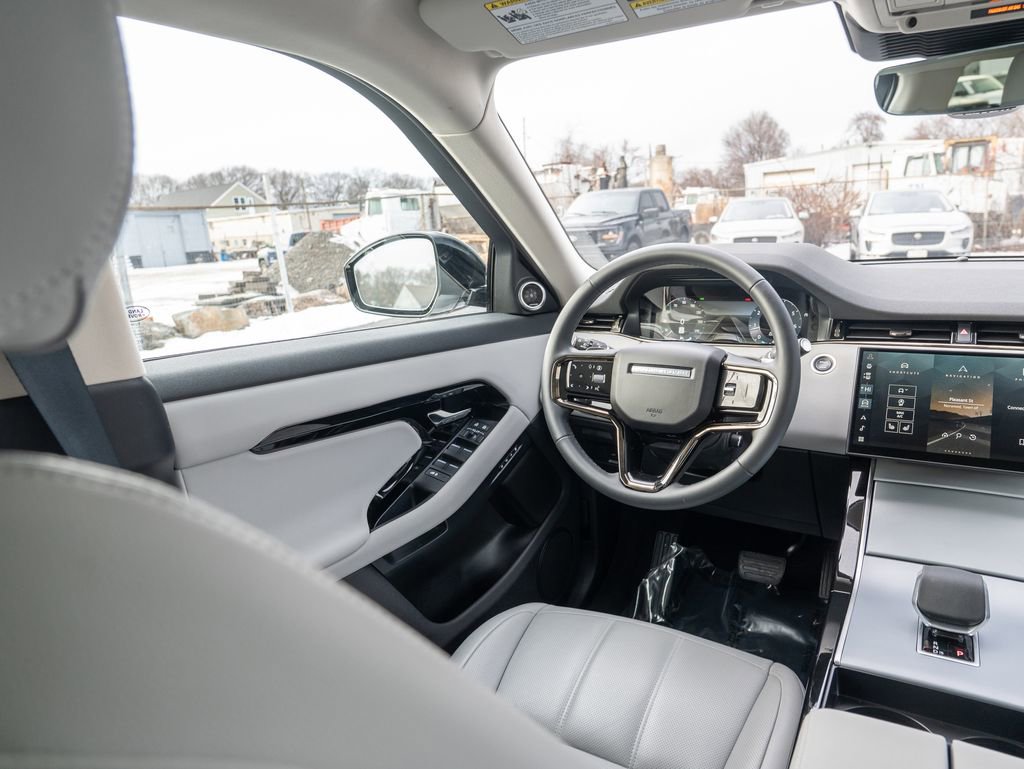 Certified 2025 Land Rover Range Rover Evoque S image 19