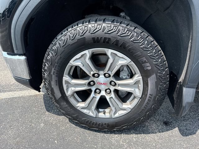Used 2022 GMC Sierra 1500 SLT w/ Max Trailering Package AWD/4WD image 10
