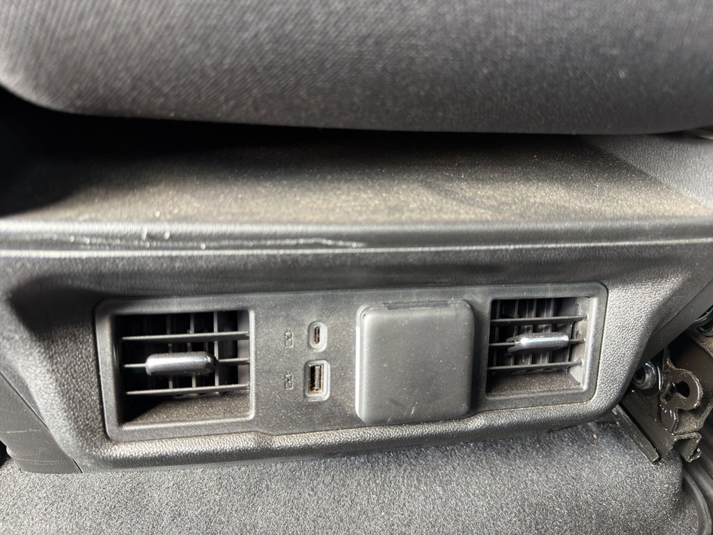 Used 2023 GMC Sierra 1500 Elevation image 28