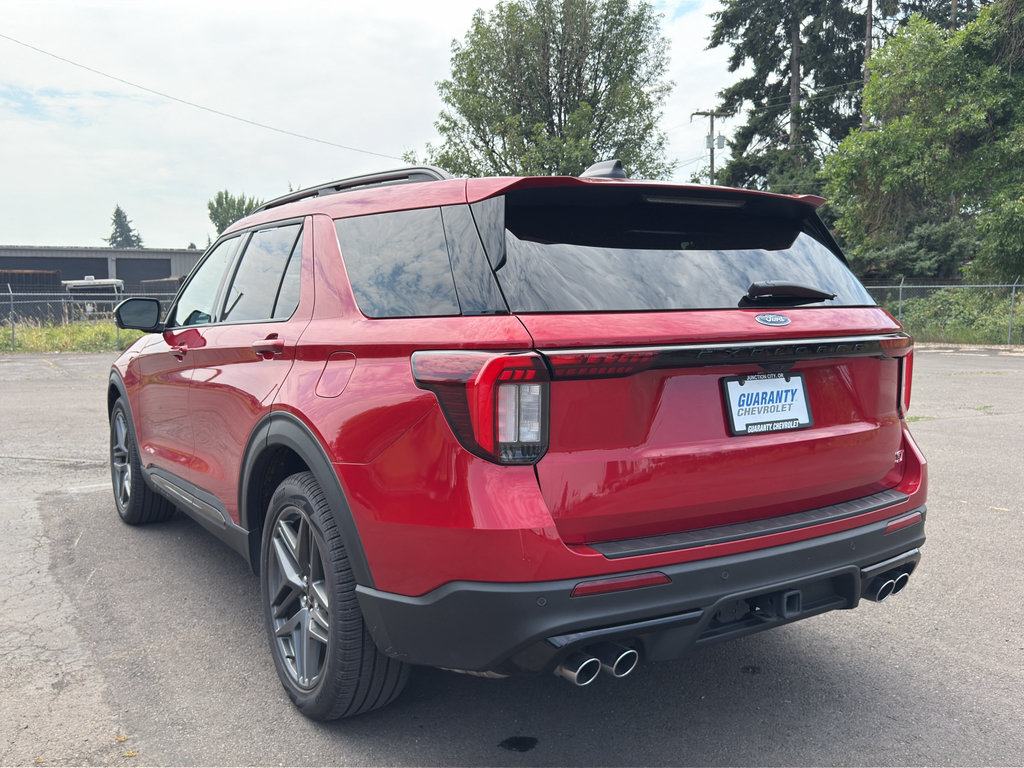 Used 2025 Ford Explorer ST w/ Sun And Sound Package AWD/4WD image 25