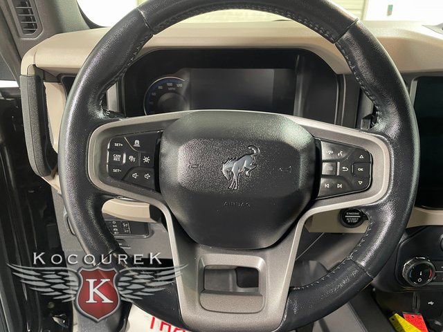 Used 2022 Ford Bronco Wildtrak image 14