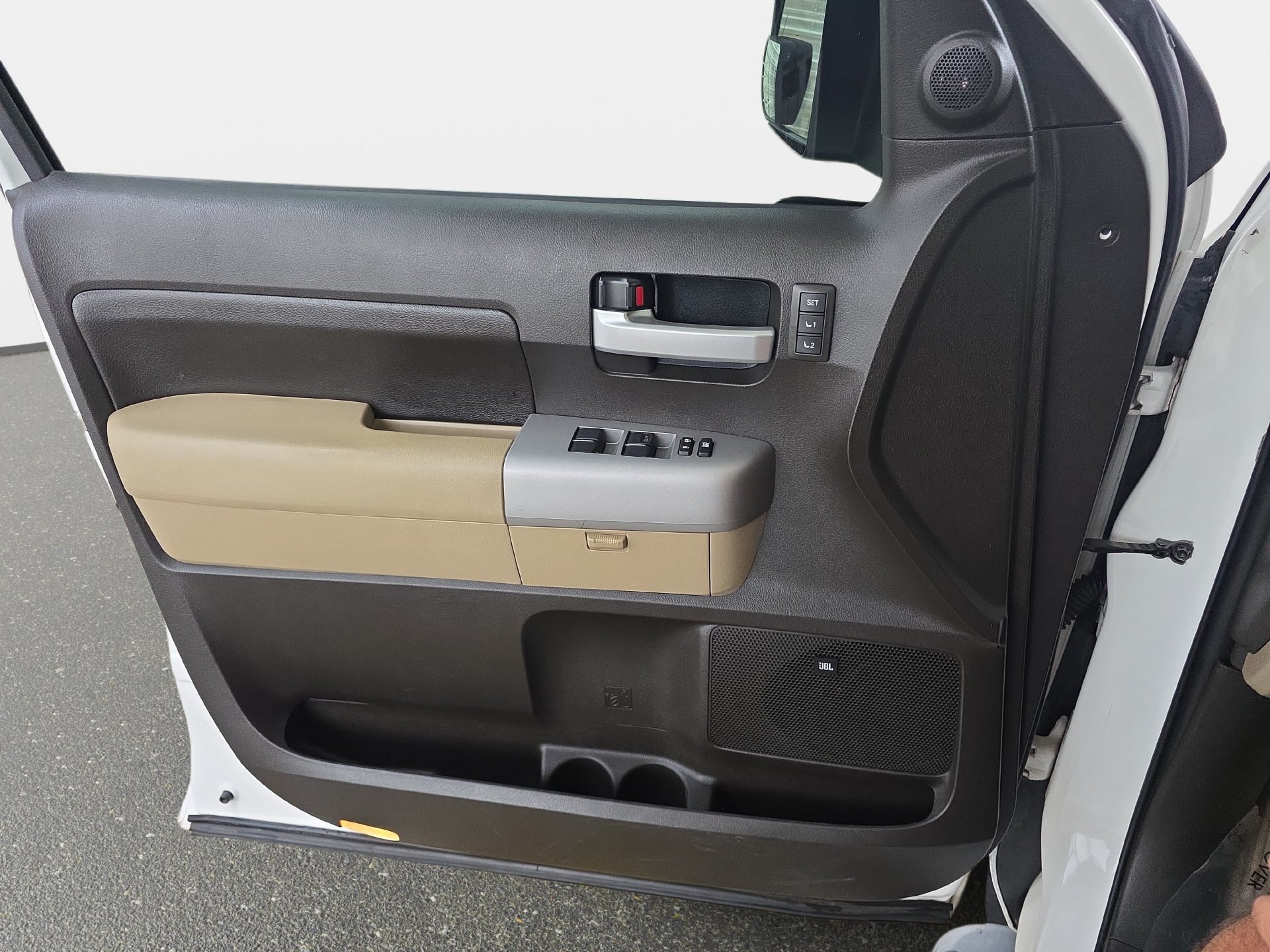 Used 2008 Toyota Tundra Limited RWD image 25
