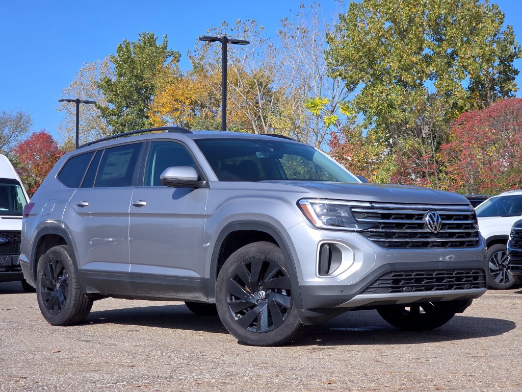New 2026 Volkswagen Atlas SE AWD/4WD image 2