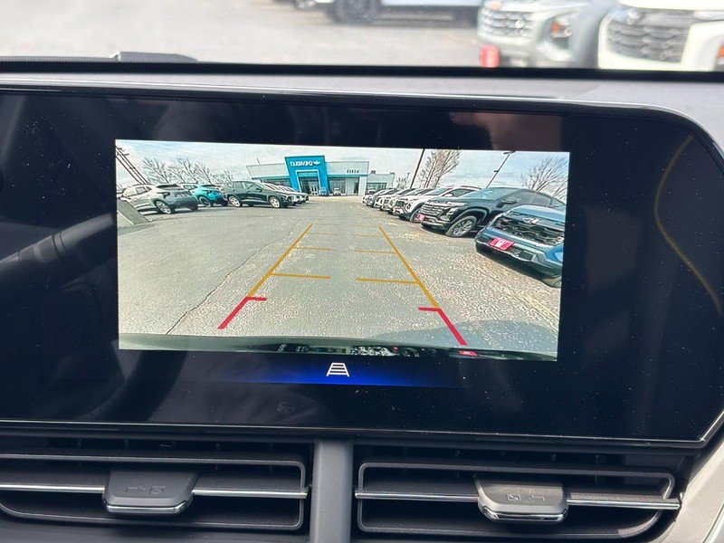 New 2026 Chevrolet Trax ACTIV w/ Driver Confidence Package FWD image 16