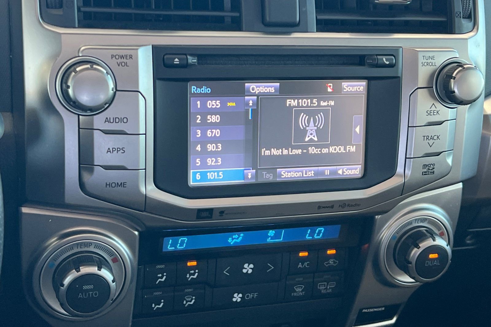 Used 2019 Toyota 4Runner Limited AWD/4WD image 15