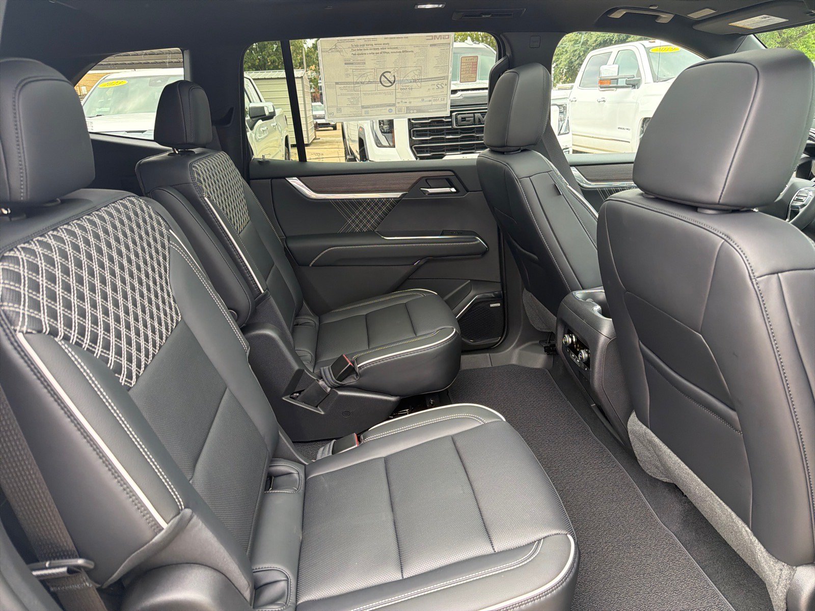 New 2027 GMC Acadia Denali FWD image 14