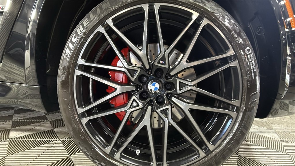 Used 2025 BMW X5 M Competition w/ Executive Package image 44