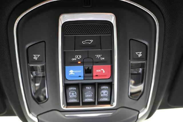 New 2026 Jeep Grand Cherokee Limited AWD/4WD image 45