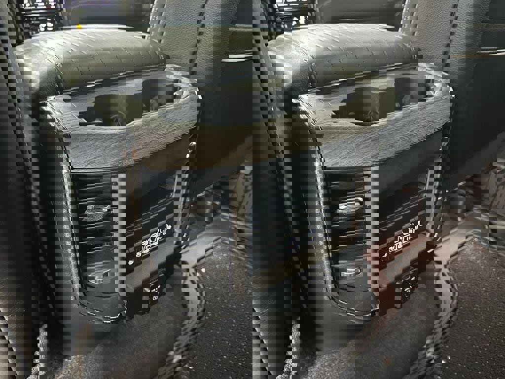 Used 2025 RAM 1500 Limited image 46