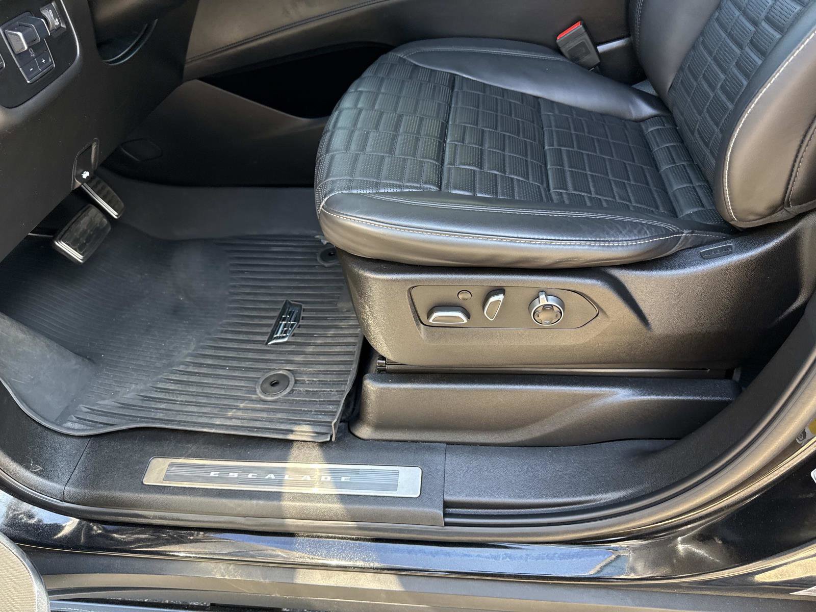 Used 2024 Cadillac Escalade V image 22