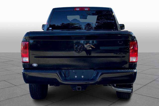 Used 2018 RAM 1500 Express w/ Black Ram 1500 Express Group image 4