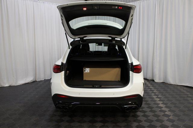 New 2025 Mercedes-Benz GLC 43 AMG 4MATIC image 8