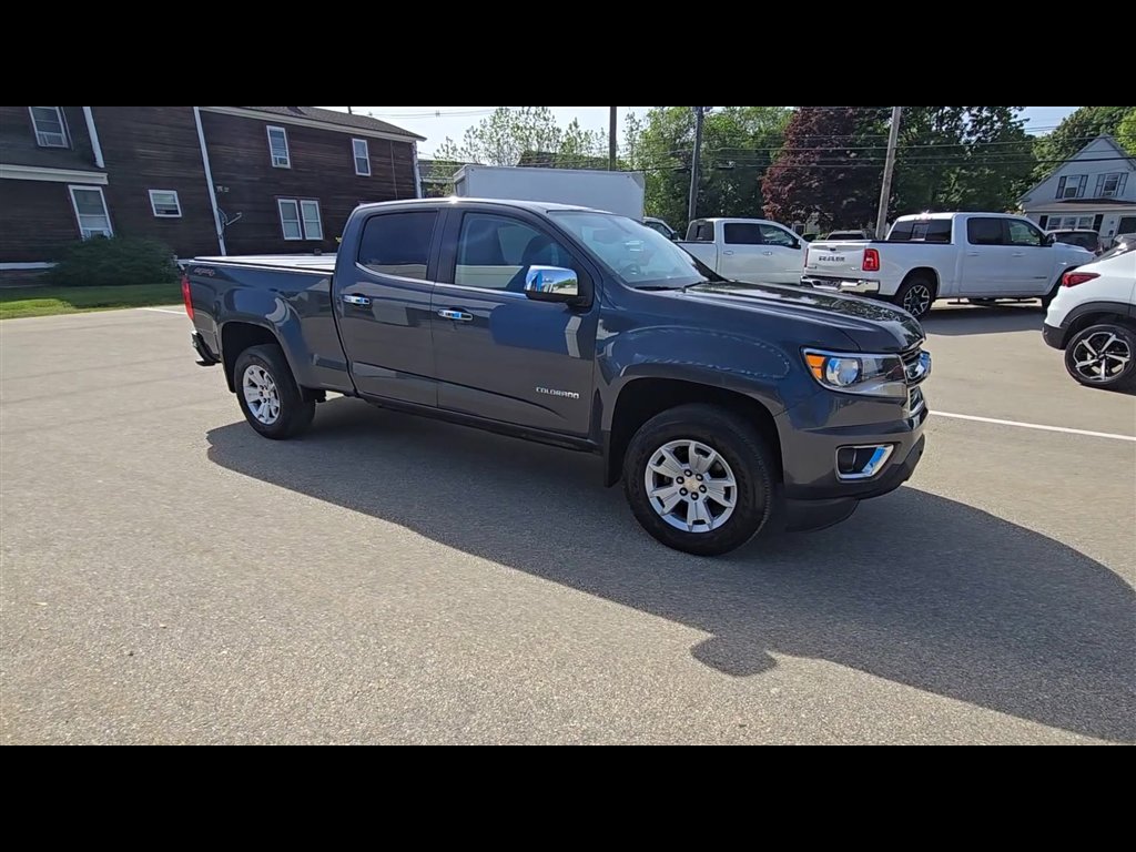 Used 2017 Chevrolet Colorado LT w/ Luxury Package, Chrome AWD/4WD image 2