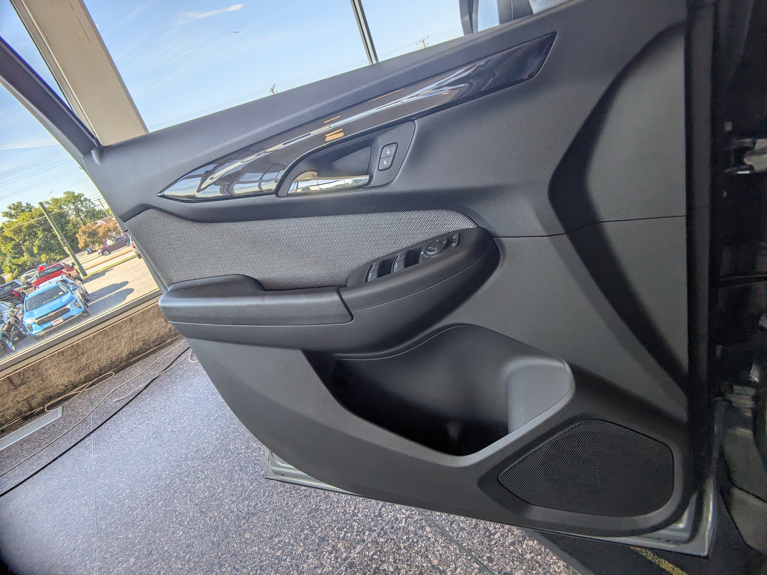 New 2026 Chevrolet TrailBlazer LS w/ LS Convenience Package FWD image 18