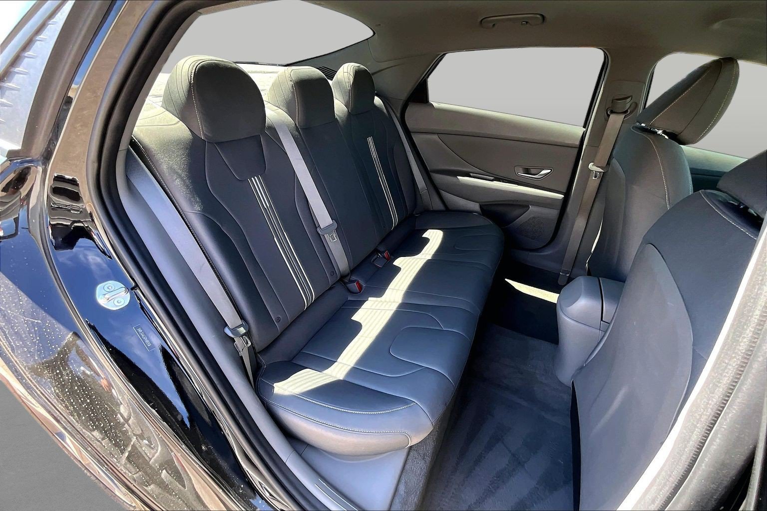 Used 2023 Hyundai Elantra SEL w/ Convenience Package FWD image 26