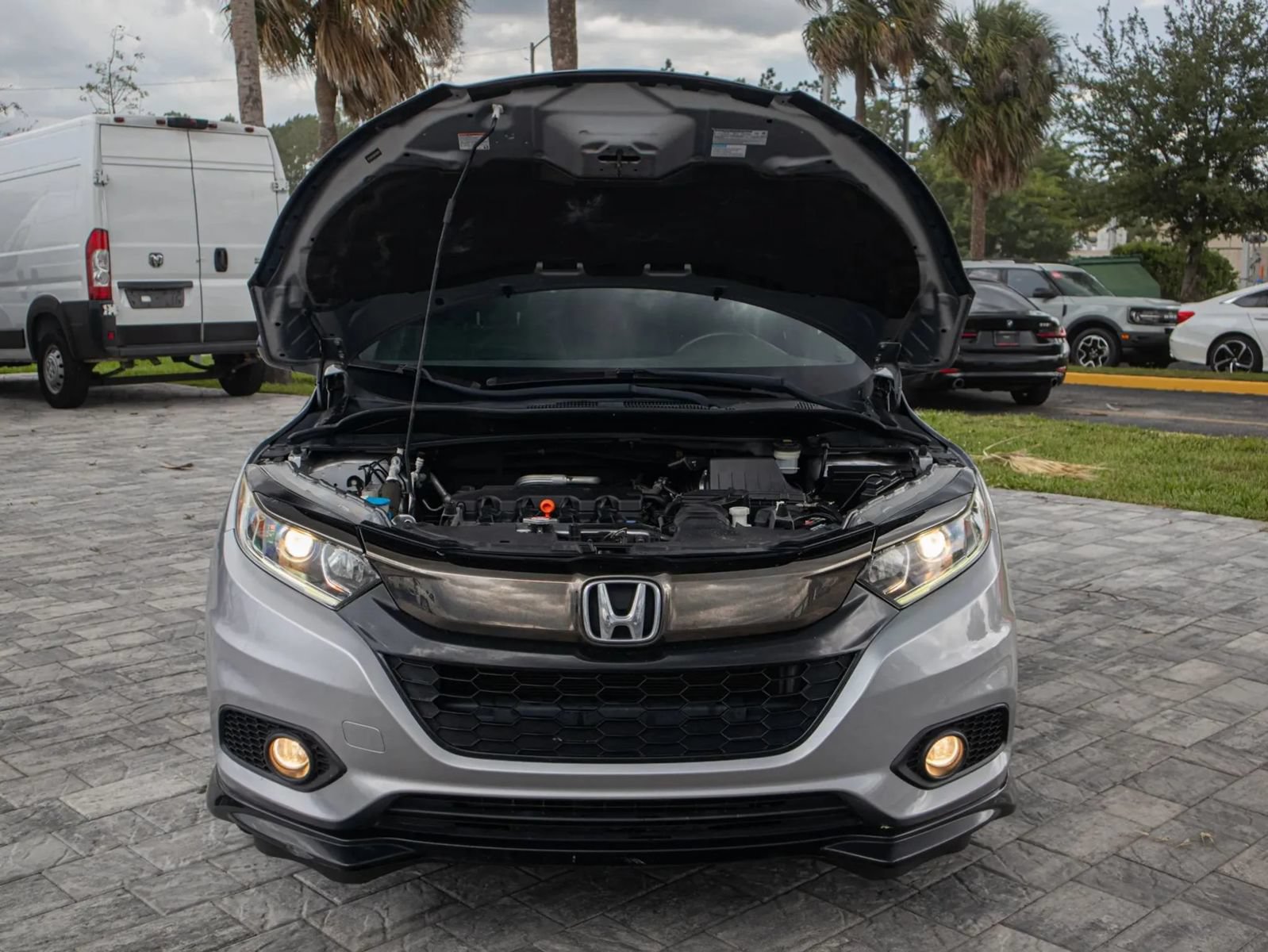 Used 2019 Honda HR-V Sport image 34