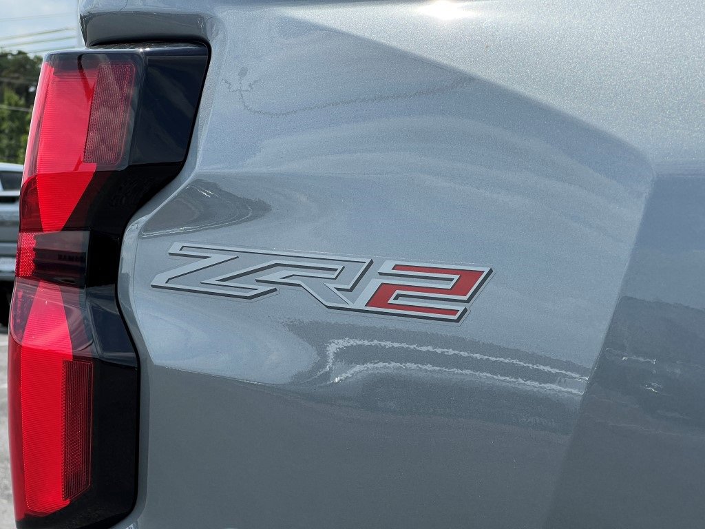 New 2026 Chevrolet Colorado ZR2 w/ Technology Package image 6