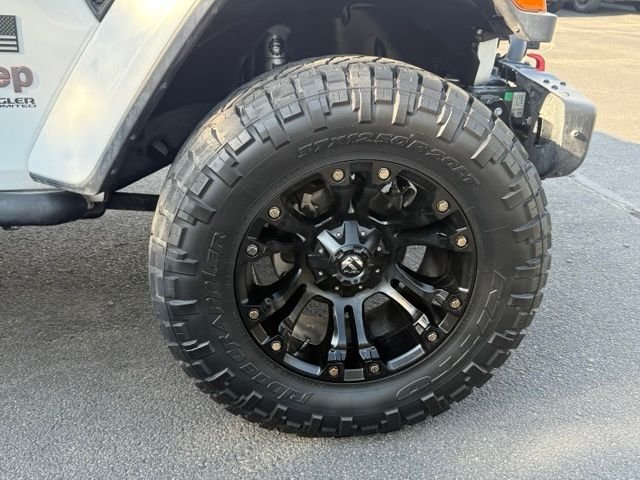 Used 2018 Jeep Wrangler Unlimited Rubicon AWD/4WD image 27