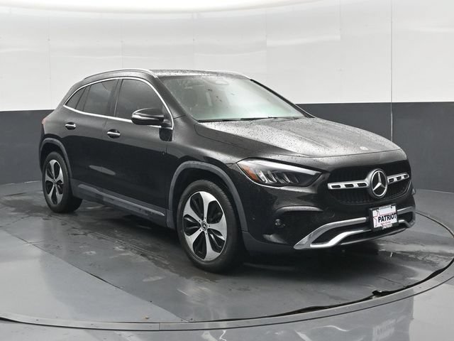 Used 2025 Mercedes-Benz GLA 250 4MATIC image 32
