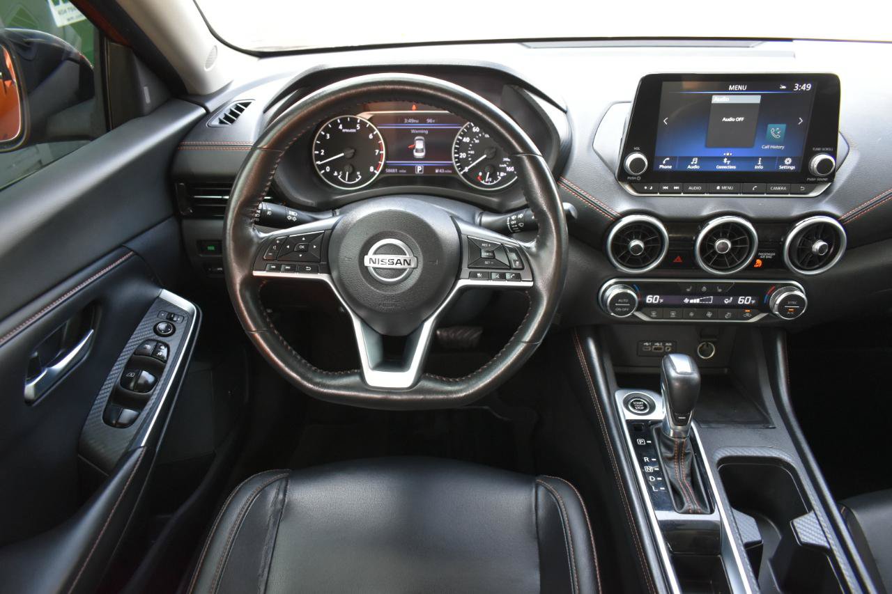 Used 2022 Nissan Sentra SR w/ SR Premium Package FWD image 10