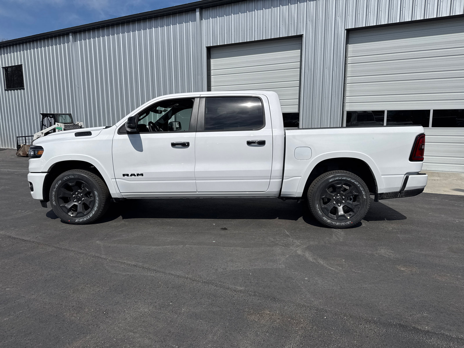 New 2026 RAM 1500 Big Horn AWD/4WD image 3