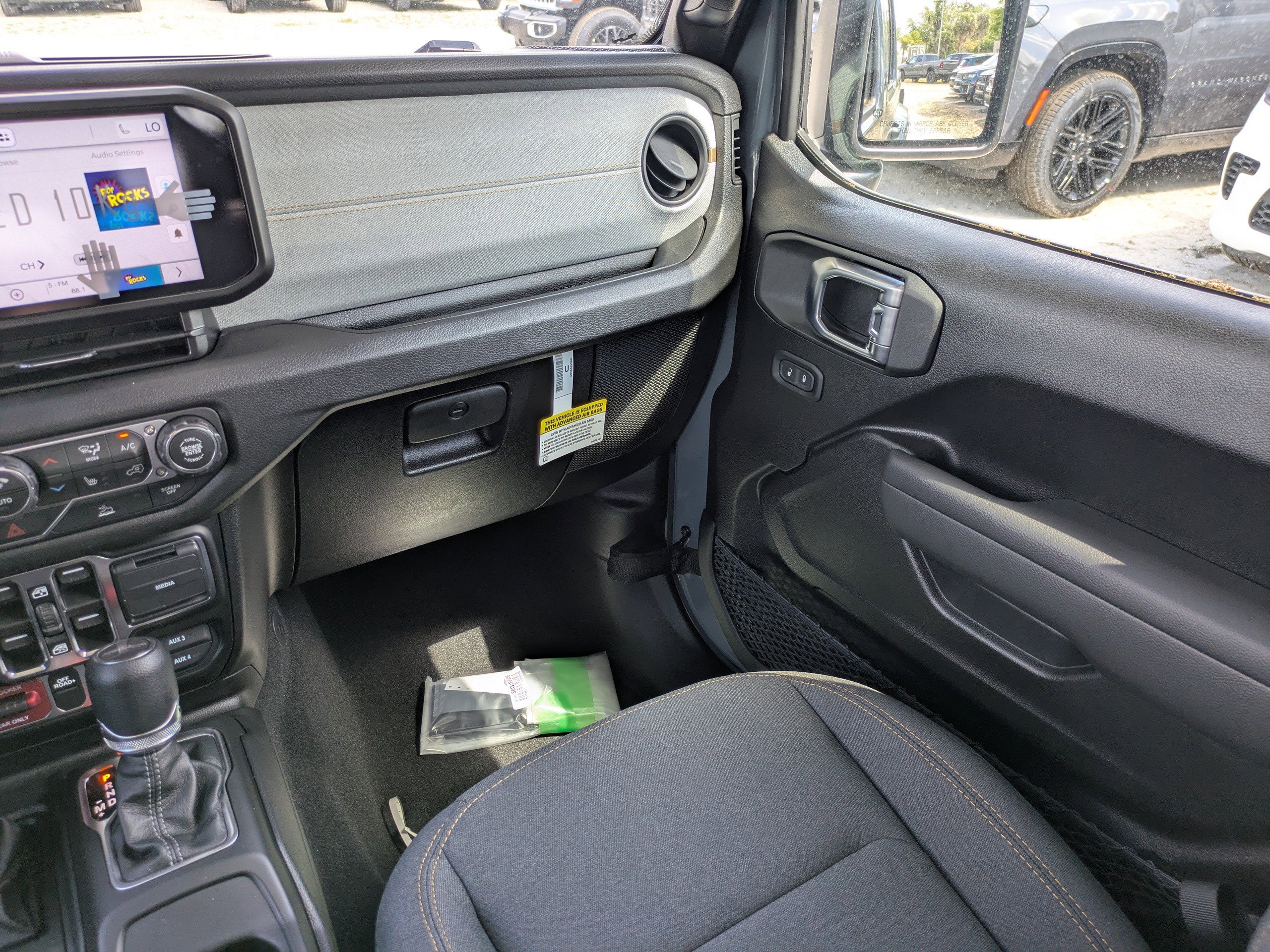 New 2026 Jeep Gladiator Sport AWD/4WD image 14