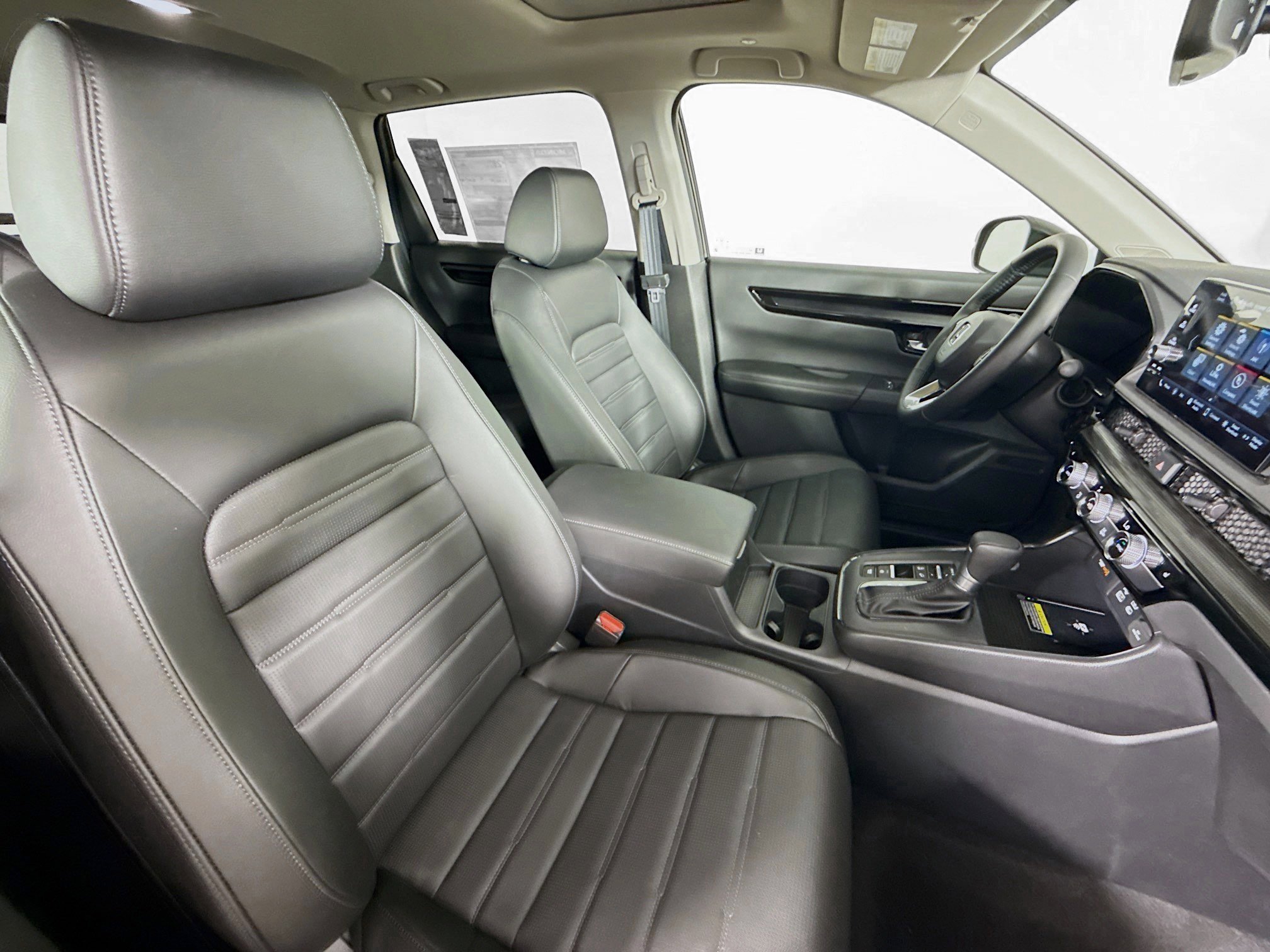 Used 2025 Honda CR-V EX-L image 32