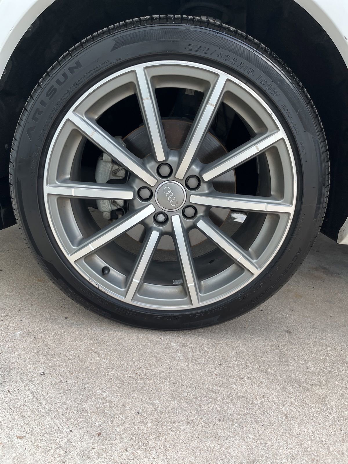 Used 2018 Audi Q3 2.0T Premium w/ Convenience Package FWD image 24