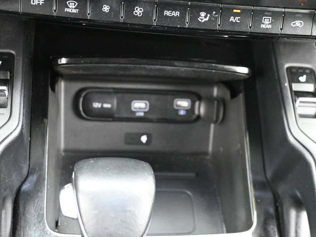 Used 2022 Kia Telluride EX w/ EX Premium Package image 18