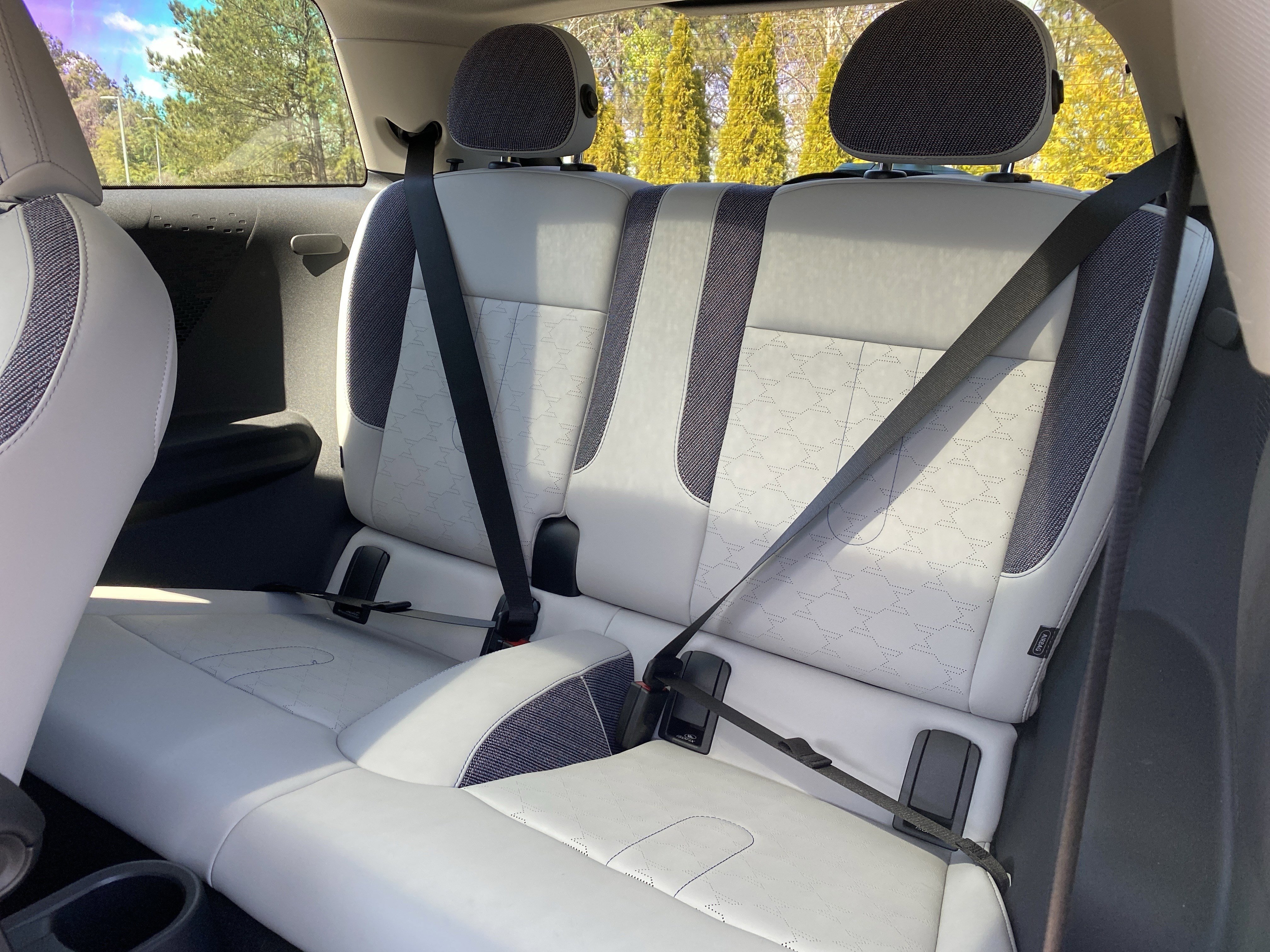 Certified 2025 MINI Cooper S image 9