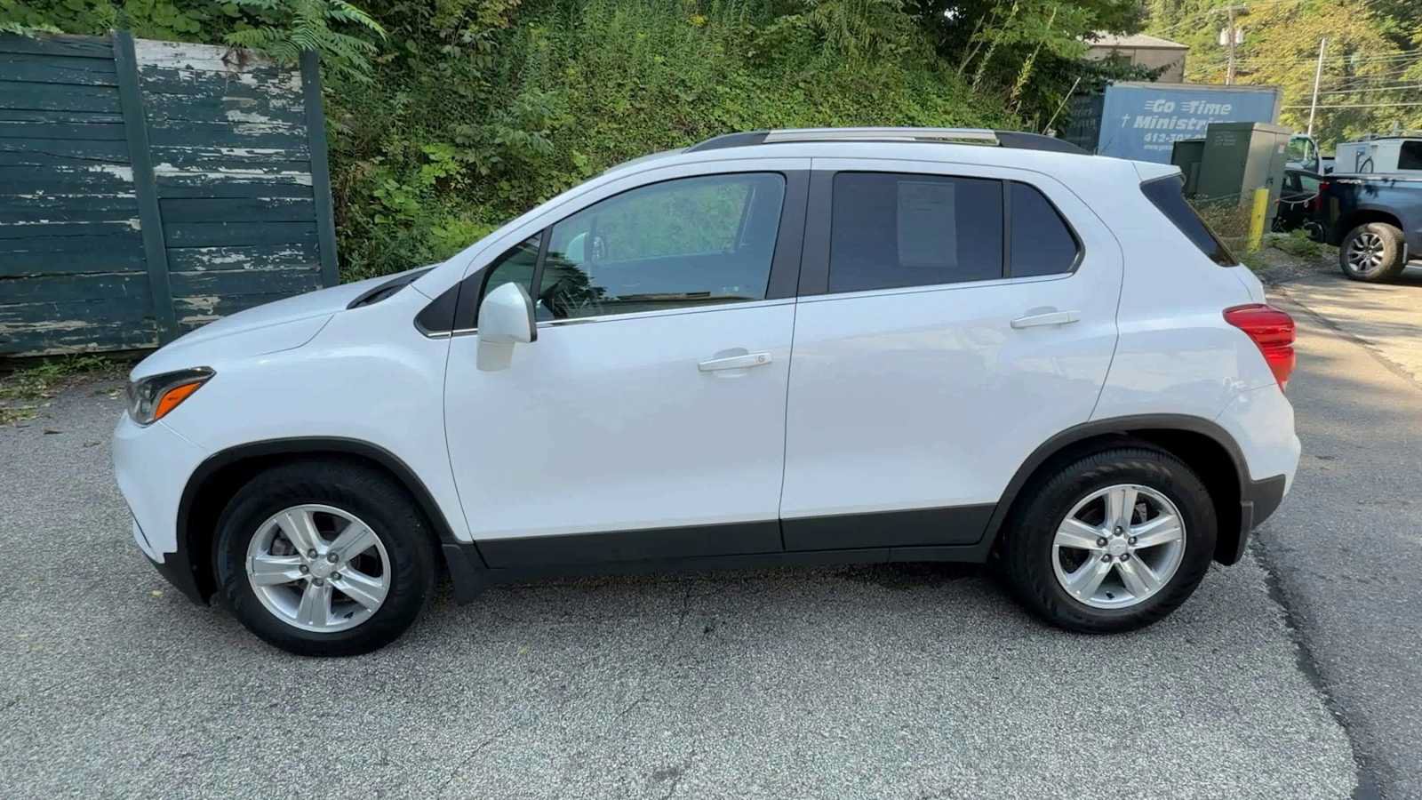 Used 2018 Chevrolet Trax LT w/ LPO, Protection Package FWD image 5