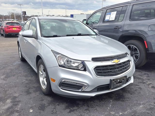 Used 2016 Chevrolet Cruze LT image 4
