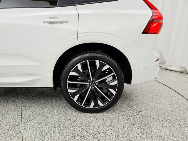 Certified 2026 Volvo XC60 B5 Ultra AWD/4WD image 29