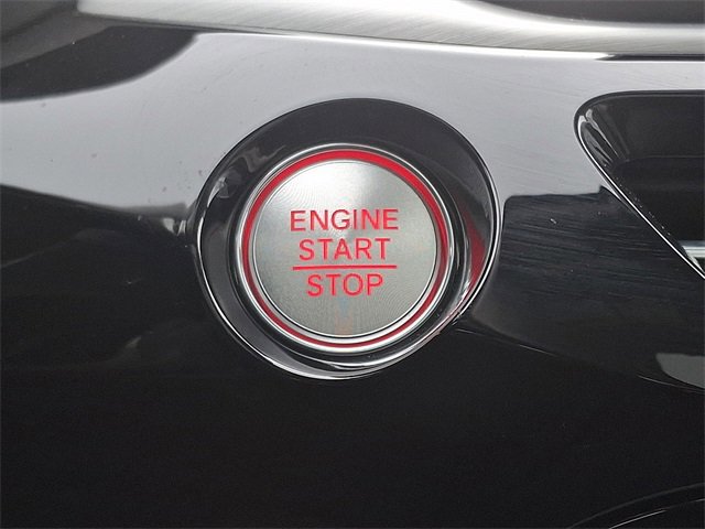 Certified 2025 Acura MDX w/ Technology Package image 24