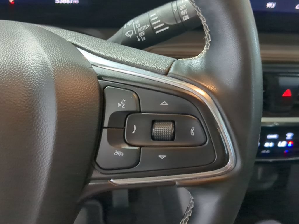 Used 2024 Buick Encore GX Avenir w/ Avenir Technology Package AWD/4WD image 30