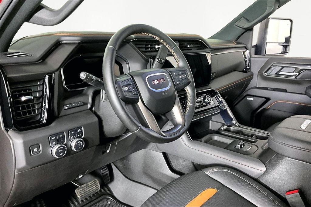 Certified 2025 GMC Sierra 2500 AT4 w/ AT4 Premium Plus Package image 18