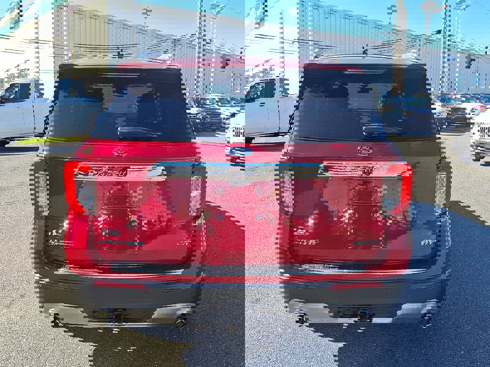 Used 2022 Ford Explorer Limited w/ Equipment Group 301A image 5