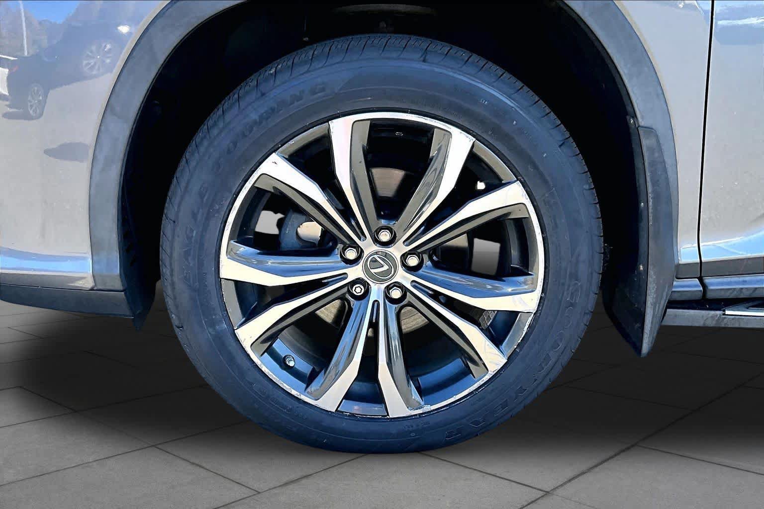 Used 2018 Lexus RX 350L AWD image 11