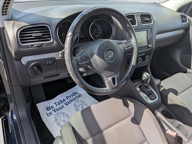 Used 2014 Volkswagen Golf 4-Door image 10