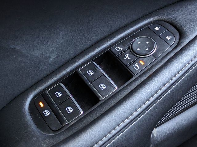 Used 2025 INFINITI QX60 Pure image 26