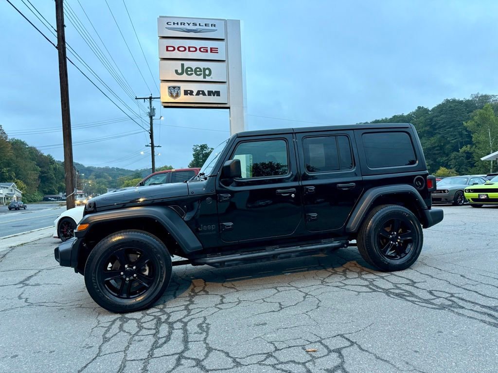 Used 2021 Jeep Wrangler Unlimited Sport w/ Technology Group image 3
