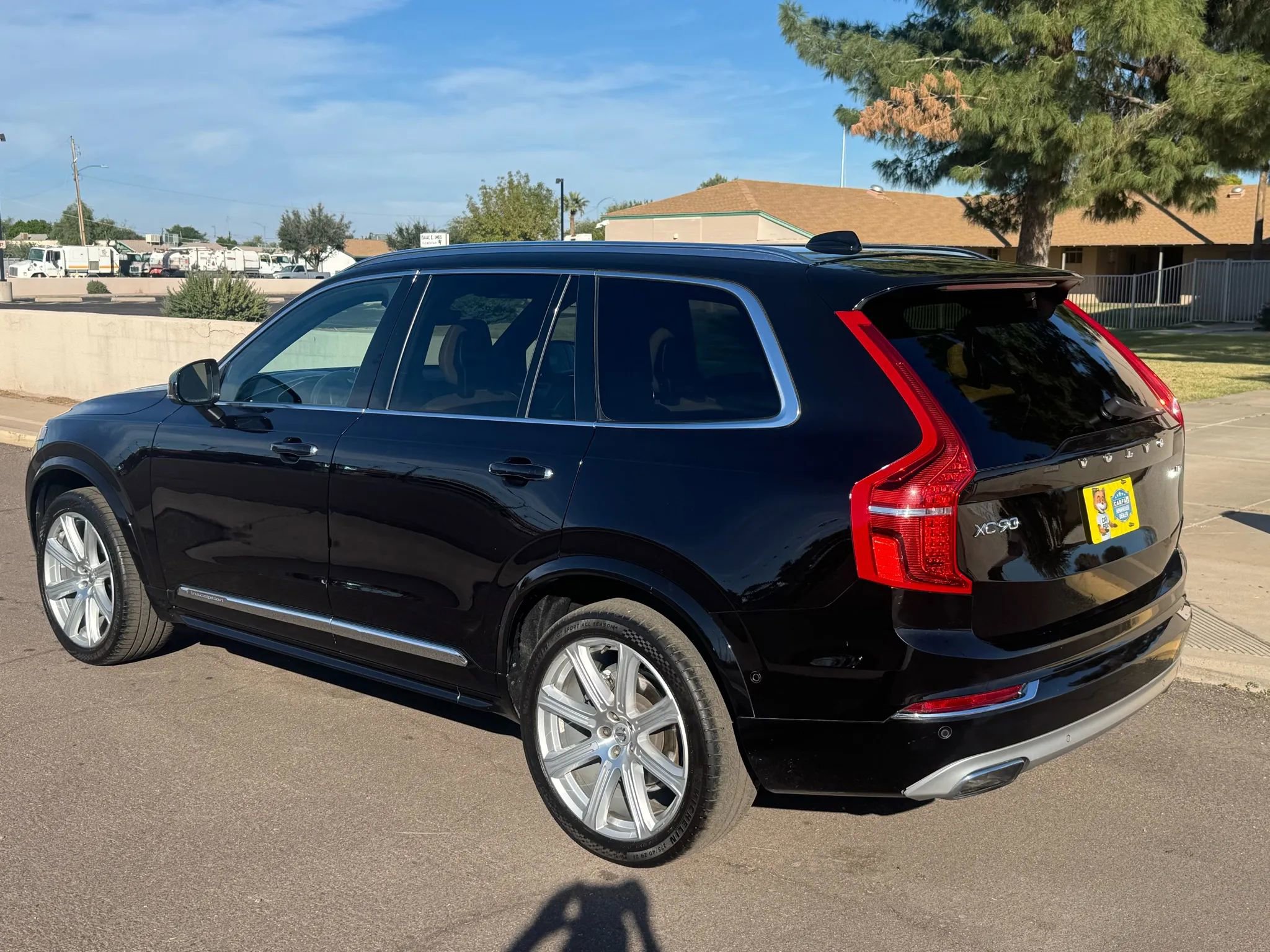 Used 2016 Volvo XC90 T6 image 2